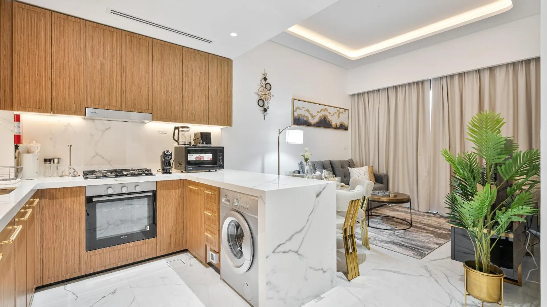 Heaven Crest Vacation Homes - One Bedroom City View Balcony In Azizi Riviera Dubai 0*,